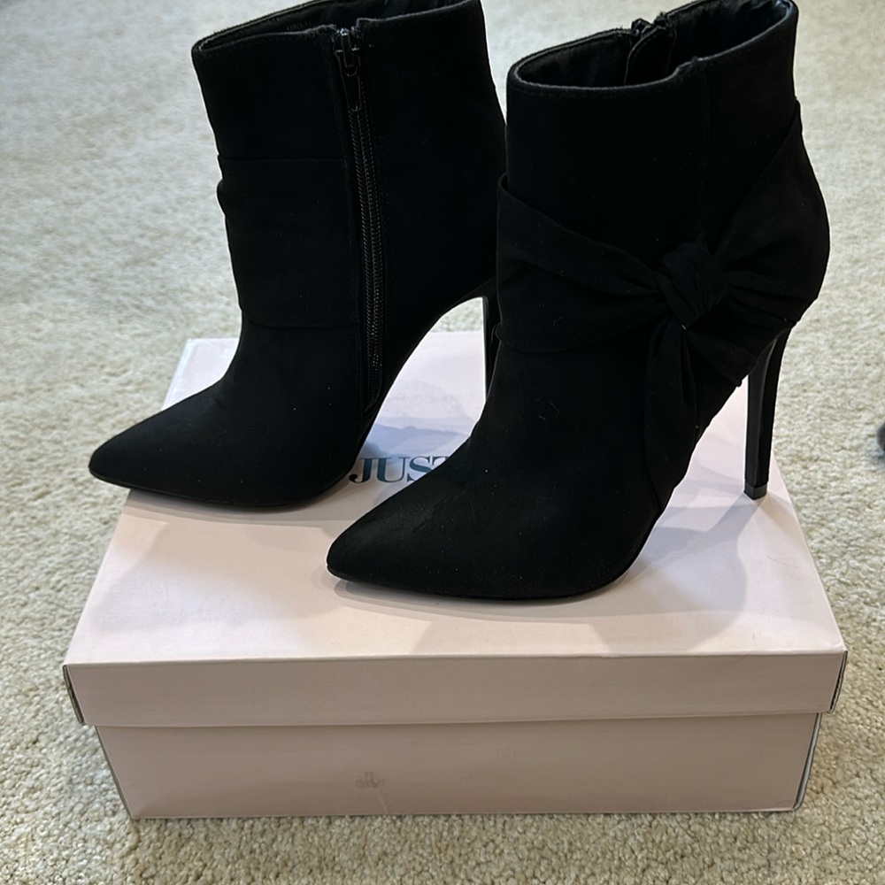 Worn once JustFab Karolina suede black booties size 7